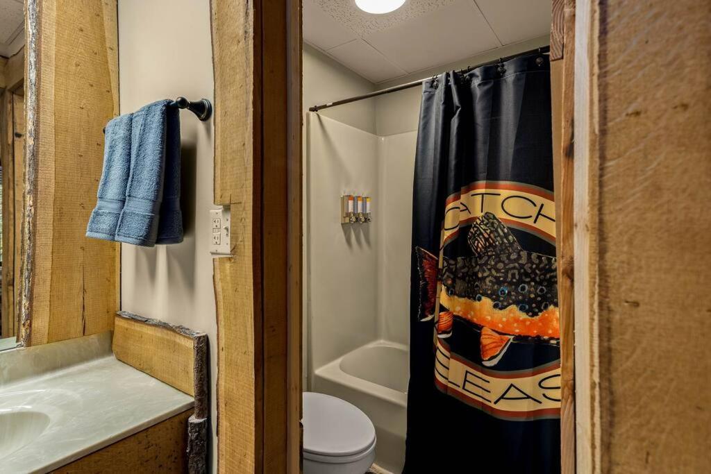 Stonegate Lodge King Bed Wifi 50 Roku Tv Salt Water Pool Room #104 ユリーカ・スプリングス エクステリア 写真